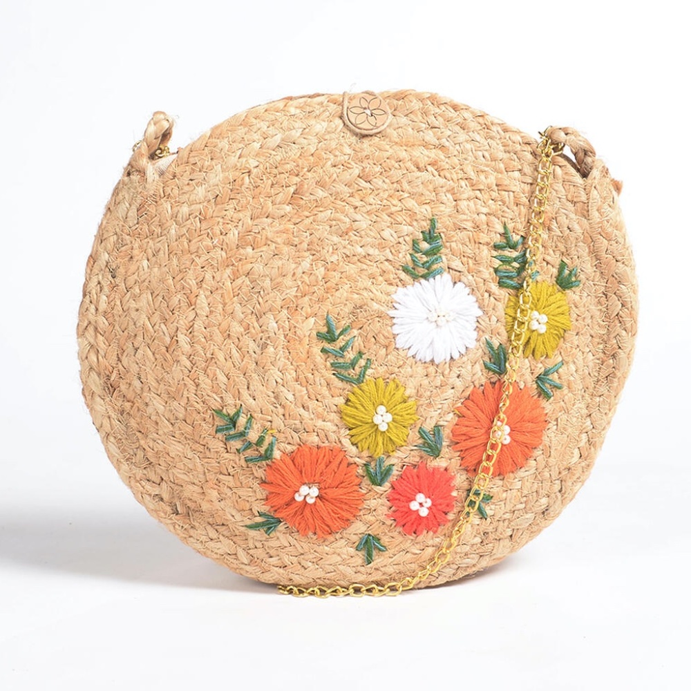 Floral jute & macrame thread roundie bag